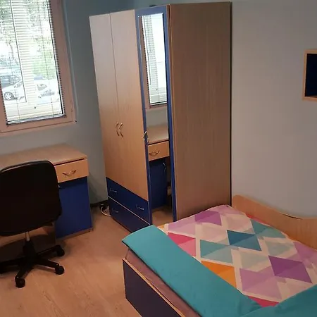 Апартамент С 2 Спални Apartment Warna